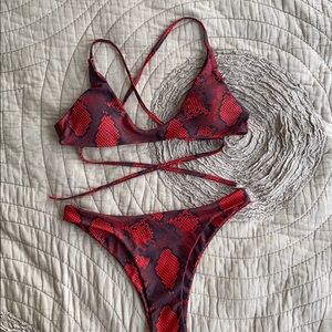 Python 🐍 Bikini